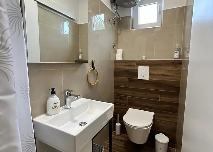 Ana Διαμέρισμα *